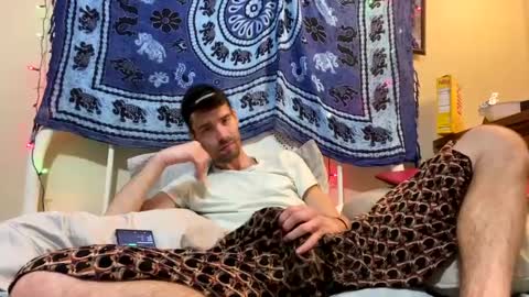 Lance online show from October 6, 2025, 5:38 am