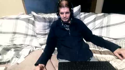 bponie1 online show from November 2, 2025, 2:25 am