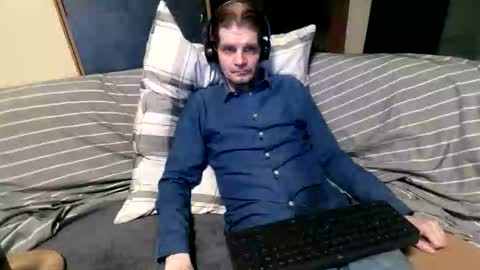 bponie1 online show from April 2, 2026, 11:13 pm