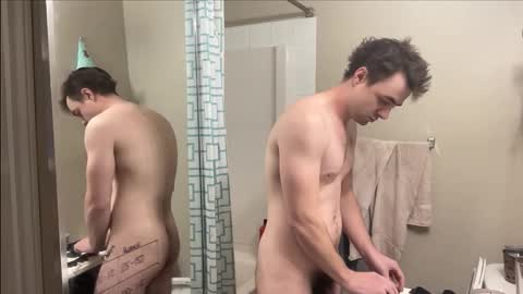 Snapshot of brad_bounce chatting on October 26, 2025, 10:04 pm Brad Ballsy online show from October 26, 2025, 10:04 pm