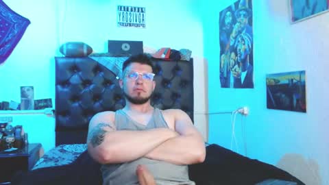 brad hot boy online show from November 7, 2025, 5:57 pm