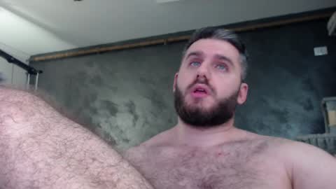 Snapshot of brad_pittfall chatting on February 5, 2025, 10:12 pm ask me online show from February 5, 2025, 10:12 pm