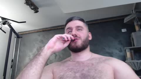 Snapshot of brad_pittfall chatting on March 5, 2025, 11:38 pm ask me online show from March 5, 2025, 11:38 pm