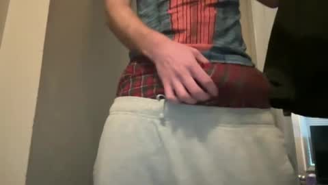 brade30 online show from November 16, 2025, 6:57 pm