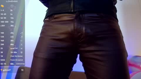 Bradley Colton Independ Model online show from January 31, 2025, 1:23 pm