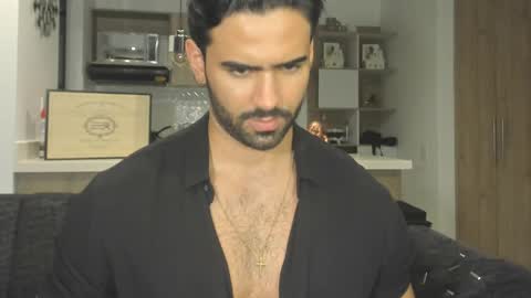 bradleymartin7 online show from March 8, 2025, 2:45 am