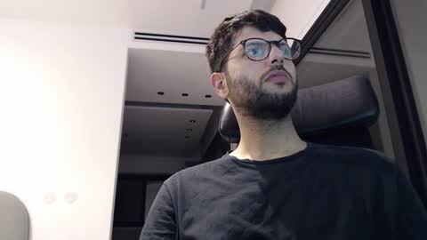 Snapshot of brads91 chatting on December 11, 2024, 10:27 pm brads online show from December 11, 2024, 10:27 pm