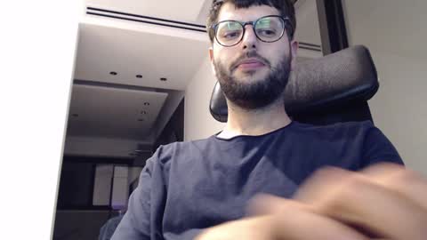 Snapshot of brads91 chatting on December 12, 2024, 8:32 pm brads online show from December 12, 2024, 8:32 pm