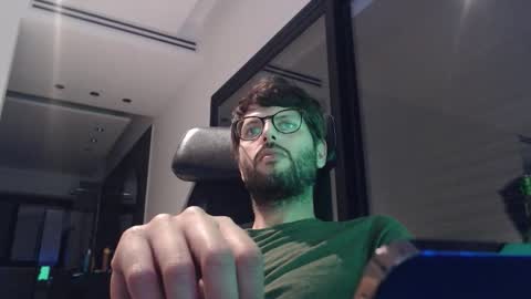 Snapshot of brads91 chatting on October 1, 2025, 9:54 pm brads online show from October 1, 2025, 9:54 pm