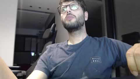 Snapshot of brads91 chatting on November 6, 2025, 1:50 am brads online show from November 6, 2025, 1:50 am