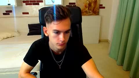 BradyFlint online show from October 18, 2025, 4:15 am