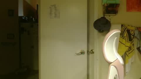 i am a naughty jedi knight online show from April 10, 2026, 4:28 am