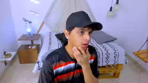 Snapshot of brand_hades chatting on September 11, 2025, 4:34 am B R A N D online show from September 11, 2025, 4:34 am