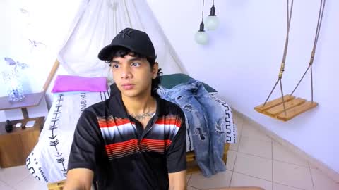 Snapshot of brand_hades chatting on September 14, 2025, 7:29 am B R A N D online show from September 14, 2025, 7:29 am