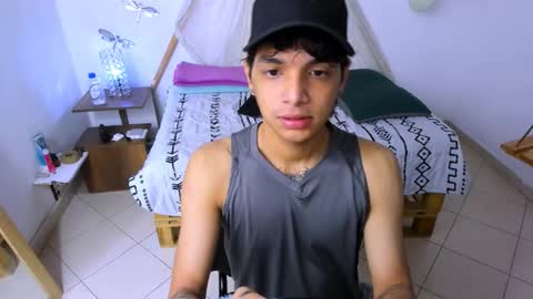 Snapshot of brand_hades chatting on September 16, 2025, 1:34 pm B R A N D online show from September 16, 2025, 1:34 pm