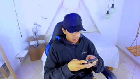 B R A N D online show from December 1, 2025, 9:36 am