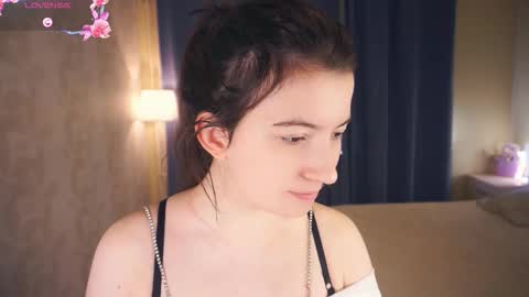 Snapshot of brandikenady chatting on September 17, 2025, 5:53 am Hild online show from September 17, 2025, 5:53 am