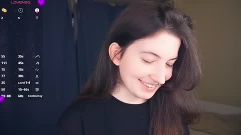 Snapshot of brandikenady chatting on September 26, 2025, 7:23 am Hild online show from September 26, 2025, 7:23 am