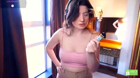 Snapshot of brandikenady chatting on October 10, 2025, 6:34 am Hild online show from October 10, 2025, 6:34 am