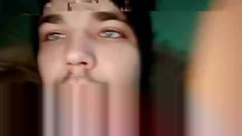 Snapshot of brandon_white_3 chatting on December 18, 2024, 12:07 pm Brandon online show from December 18, 2024, 12:07 pm