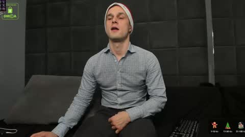 Snapshot of brandonnorriss chatting on December 27, 2024, 2:47 am BRANDON online show from December 27, 2024, 2:47 am