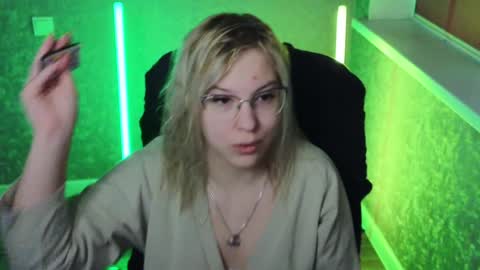 Belle  online show from January 11, 2025, 2:30 am