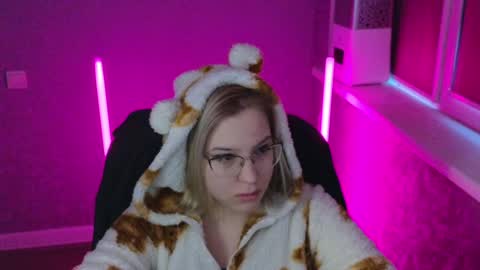 Belle  online show from January 24, 2025, 3:00 am