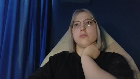 Belle  online show from March 12, 2026, 2:50 am