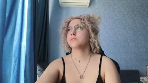 Belle  online show from April 11, 2026, 7:45 am