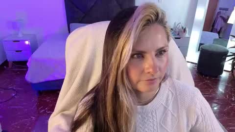 BRANDY  online show from December 3, 2025, 4:31 am