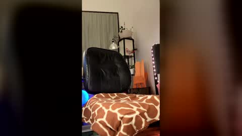 brandymyst online show from April 17, 2026, 1:19 am