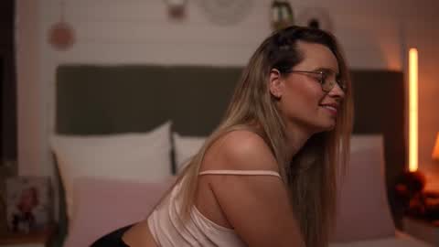 Alex online show from March 4, 2026, 5:02 am