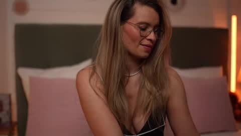 Alex online show from March 17, 2026, 4:50 am