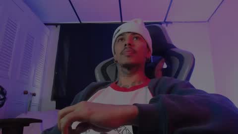 brasi_ online show from November 6, 2025, 6:42 pm