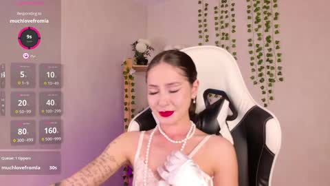 Nikki  dont forget to thumbs up me  online show from June 7, 2026, 10:08 am
