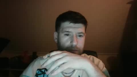 Snapshot of brate1899 chatting on February 4, 2026, 5:35 am brate1899 online show from February 4, 2026, 5:35 am