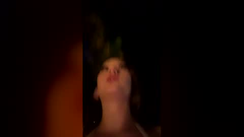 brattezz online show from April 8, 2026, 4:23 am