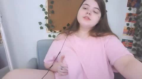 Emma online show from October 7, 2025, 9:28 am