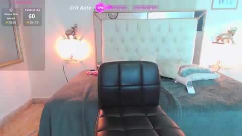 bratz_glloe online show from February 12, 2026, 2:39 am