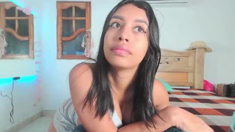 Snapshot of bratz_glloe chatting on May 5, 2026, 2:52 am bratz_glloe online show from May 5, 2026, 2:52 am