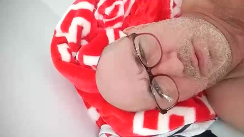 brazillllondonn online show from September 21, 2025, 11:34 am