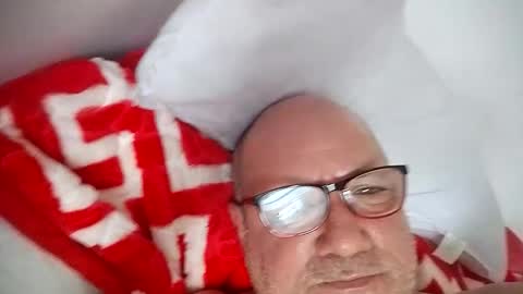 brazillllondonn online show from September 22, 2025, 11:23 am