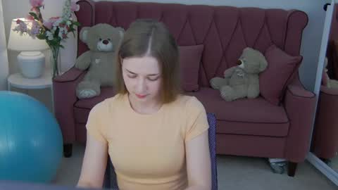 Snapshot of bree_sky chatting on April 13, 2026, 11:27 am Bree online show from April 13, 2026, 11:27 am