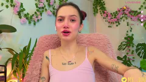 Ashley Dolce and Lou online show from February 19, 2025, 3:49 pm