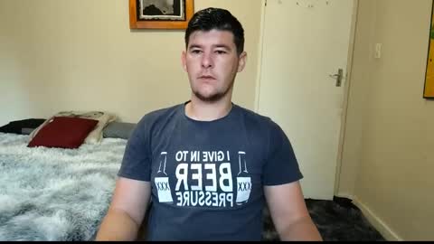 ask me lol online show from March 9, 2025, 4:38 am