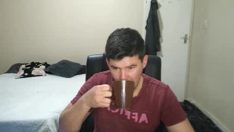 ask me lol online show from September 29, 2025, 3:22 am