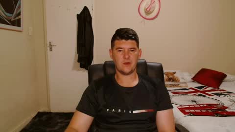 ask me lol online show from April 4, 2026, 3:49 am