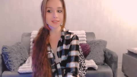 bri_fox online show from October 30, 2025, 12:50 pm