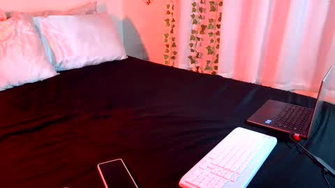 Bria Bubbles online show from December 7, 2024, 7:38 am