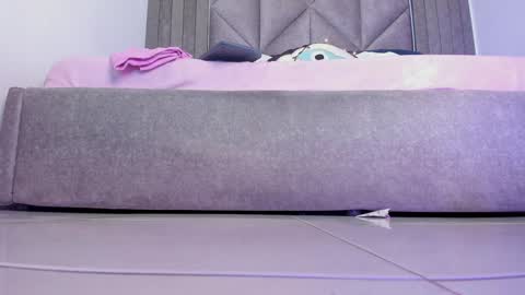 B R I A  online show from February 7, 2025, 6:03 am